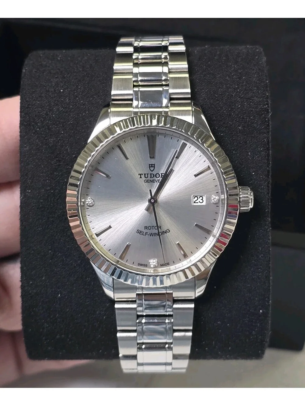 TUDOR Stvle M12510 38mm Stainless Steel silver diamond-set dial, Fluted Bezel